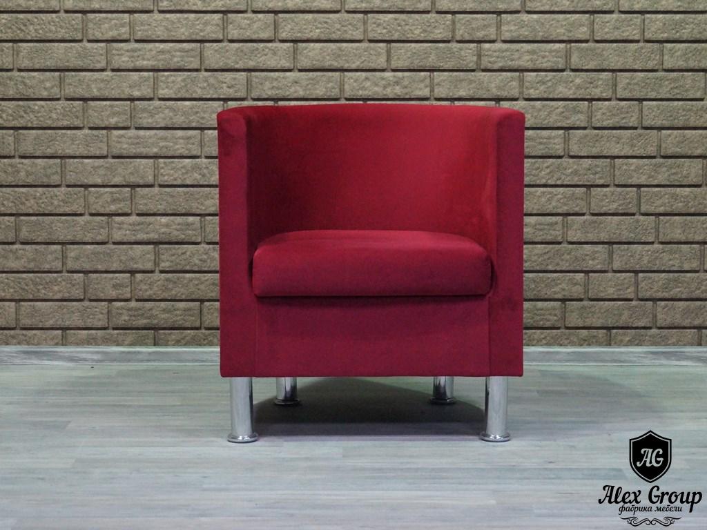Кресло красное - подкова